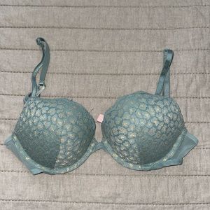 Victoria’s Secret Bra